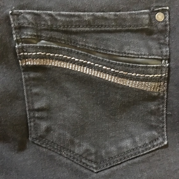 LEE PERFECT FIT BLACK JEANS YOU ARE GOING TO LOVE - Picture 5 of 5